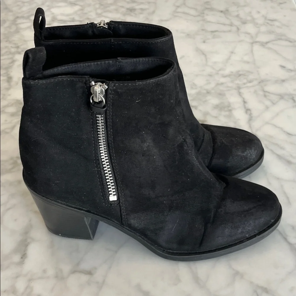 H&M Faux Suede Black Ankle Boots with Silver Zipper